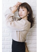 ノイン(noine)&nbsp;2023、セミロング。