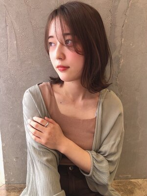 〈小倉〉初のグレイカラー（白髪染め）はお任せ！根元～毛先までしっかり染まる上品艶カラー♪リタッチも◎