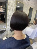 大人可愛い小顔前下がりワンサイドショートボブカット20代30代