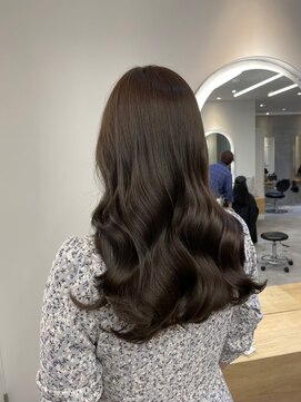 ジーナ 本八幡(Zina) 大人かわいい20代30代40代小顔ショコラベージュ　Zina本八幡