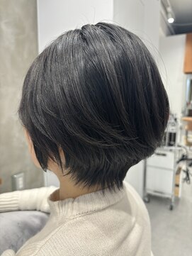 スピカ(supika.) 20代30代40代50代 大人可愛いひし形ショートヘア