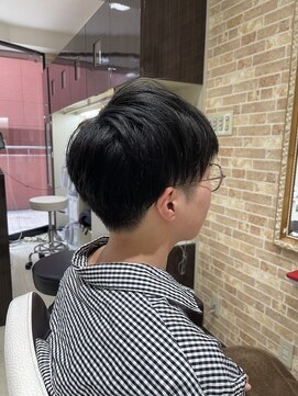 ヘアスペース エアリス(Hair space Earth) レディース刈り上げショート