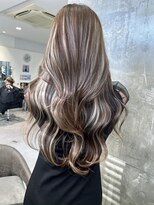 キング(K!ng)&nbsp;縮毛矯正髪質改善ハイライトレイヤーカット楠葉美容室エクステ