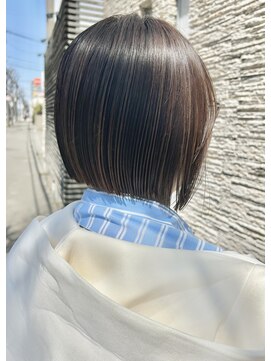 ドルセ(Dulce) あご下前下がりボブ