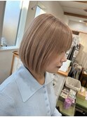 ミルクティーベージュ