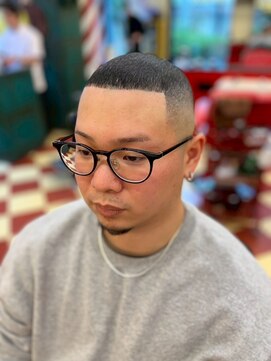 キングスマントーキョー 立川店(KINGSMAN TOKYO) アップバング / ツーブロック / スキンフェード 【立川】