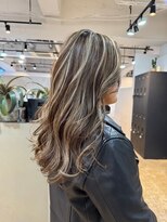 メリー オオサカ(Merly Osaka)&nbsp;太くて存在感あるけどオシャレ！ハイライト