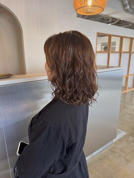 リル(LIL') ミディアムパーマ