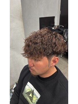 エヌ(N) メンズ　波巻きパーマ