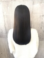 リレア 金町(Relair)&nbsp;暗髪でも重く見せないツヤ髪ストレートロング「taku」