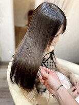 ウミネコ 表参道店(Umineko)&nbsp;艶とときめき、髪質改善で仕込む恋髪|ヘッドスパ|トリートメント