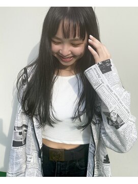 ルオージア(Luogia) 地毛風カラー◎透明感ロング×シースルーバング