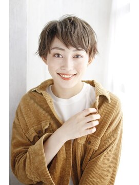 フォーハウス プラスエヌ(FOURHAUS +n) 20代30代40代　ゆるくラクなショートがイイ！【草津】#489