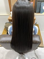 クオーレ(CUORE)&nbsp;ブローなして乾かしただけで自然にまとまる縮毛矯正