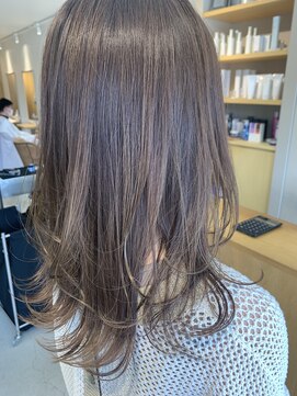 トリート 浦安店(TREAT) ロングレイヤー×アッシュベージュ