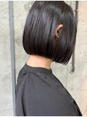 切りっぱなしボブ 前下がり 艶カラー 岐阜