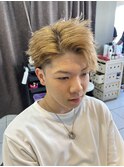 ブロンドミルクティーベージュ　ブリーチカラーダブルカラー韓国