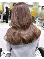 シティ(CITY) 顔まわりレイヤー レイヤーカット 韓国ヘア グレージュ 井坂