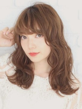 トゥルートラスト 和戸店(True Trust) 大人可愛い20代30代40代 ふわゆれセミロング ナチュラルベージュ