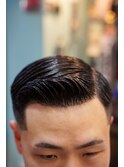 スキンフェード×サイドパート