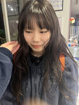 ツナグ(tsunagu) 透け感暗めグレージュカラー