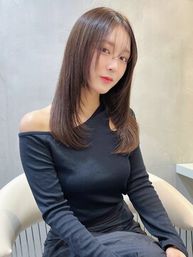 グロー 大宮(GLROW) □ 韓国大宮顔周りレイヤーカット似合わせカットメルティカラー