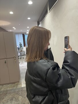 インビテーション 名古屋(invitation) ハイトーンベージュ