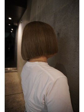 カシ 中目黒(CASI) ミニボブ/ハイトーン/ベージュ/ミルクティーベージュ