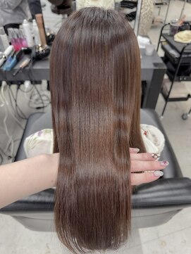 ソピ バイ インビテーション(sopi by invitation) 地毛風 巻けるストレート 縮毛矯正！