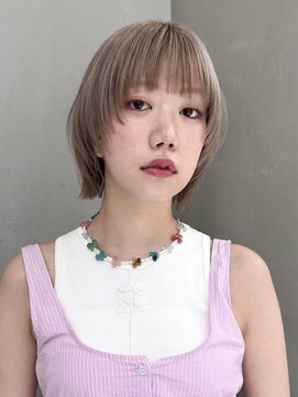 ギークス(GEEKS) 【GEEKS渋谷】顔周りレイヤー/ウルフ/ミルクティーベージュ/渋谷