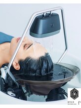 5分間の新感覚リラクゼーション。「頭浸浴」で日常のノイズを洗い流す