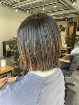 シーバイトリコ 市川(SEA by tricot) シンプルボブ/艶ストレート