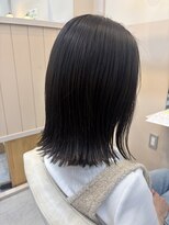シダ(sida)&nbsp;伸ばしかけボブ