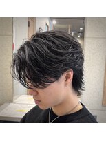 ロイ(ROY)&nbsp;毛流れセンターパート×ニュアンスパーマ