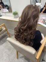 テラス アヴェダ 大丸心斎橋店(Terrace AVEDA) ツヤ感たっぷり上品カール!