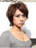 大人っぽさを残したふんわりショート