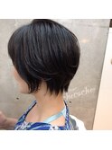 軽やかな束感ショート STYLE☆
