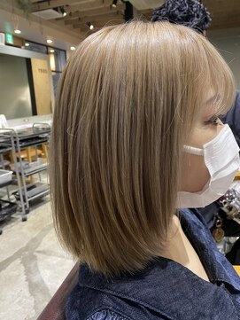 エイト 上野店(EIGHT ueno) ミルクティーベージュ