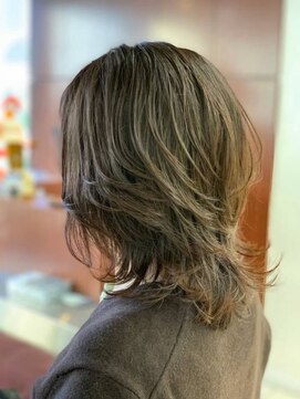 クオリス 上福岡店(QUALIS) レイヤーカット/くびれ/40代50代/アッシュベージュ/ウルフ/小顔/