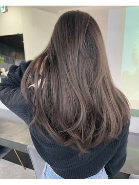 ルーヴェ(LOWE) 【なつみ】ナチュラルハイトーン秋のヴァイオレットベージュヘア