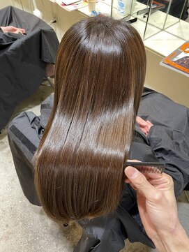 ロロ(ro-ro) 【恵比寿 ro-ro】乾かすだけでまとまる潤艶髪へ"髪質改善Tr"