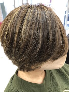 ヘアーデザインムーヴ(Hair design MOVE) 白髪ぼかしハイライト