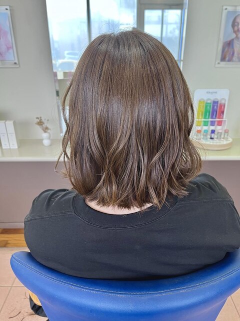 オリーブアッシュヘアカラー透明感カラーボブヘア