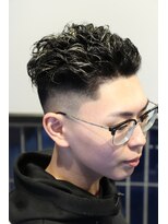 ツーエイチ 新宿(2H)&nbsp;新宿/極道パーマ/スキンフェード/新宿駅/新宿理容室