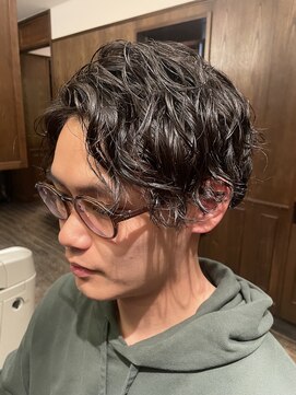 ザバーバー 青山(THE BARBER) スパイラルパーマミディアムスタイル