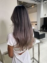 アライブ ハラジュク(ALIVE harajuku)&nbsp;インスタ映えするミルクティーバレイヤージュ