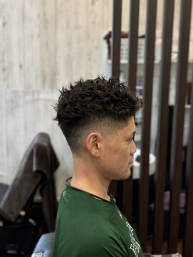 ライズヘアー(RISE HAIR) スキンフェード＋スパイラルパーマ