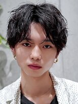 ライラ(Lyla)&nbsp;シャドウパーマコンマ　無造作ヘア