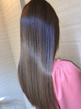 ナチュラルスポット(Natural Spot) うるツヤストレート[艶カラー/ココアブラウン/髪質改善]