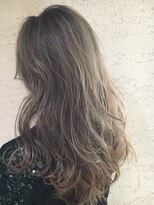 ヘアサロン アティリー(Hair Salon Attirer)&nbsp;西梅田/ボブ/グレーベージュ/白髪ぼかし/ハイライト/ベージュ